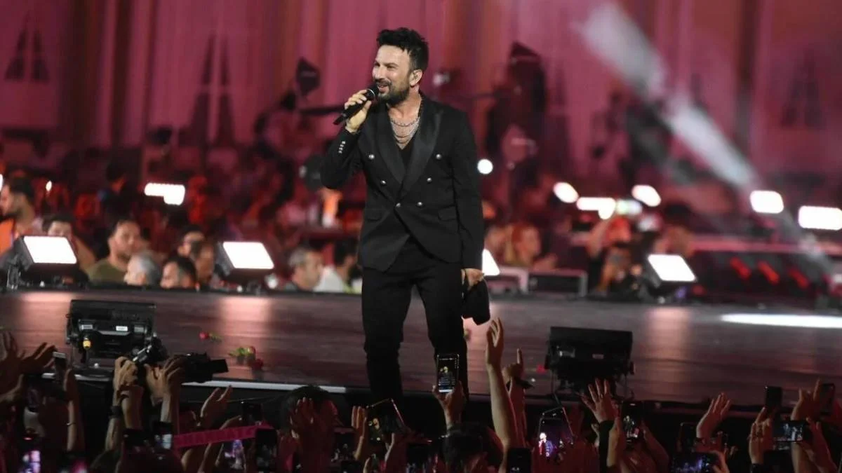 Tarkan İzmir konserinden kaç para aldı? Tarkan konserden ücret aldı mı? Tarkan İzmir konserinden 8 milyon TL mi aldı?