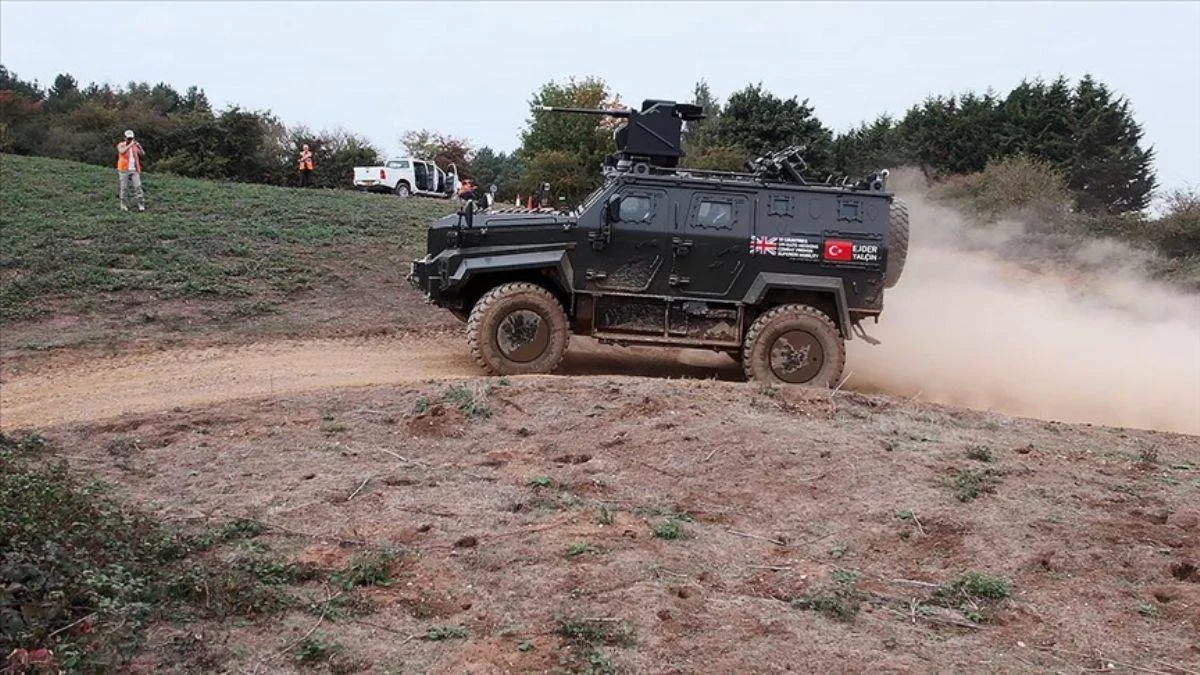 Türk zırhlısından İngiltere'de 4x4 gövde gösterisi