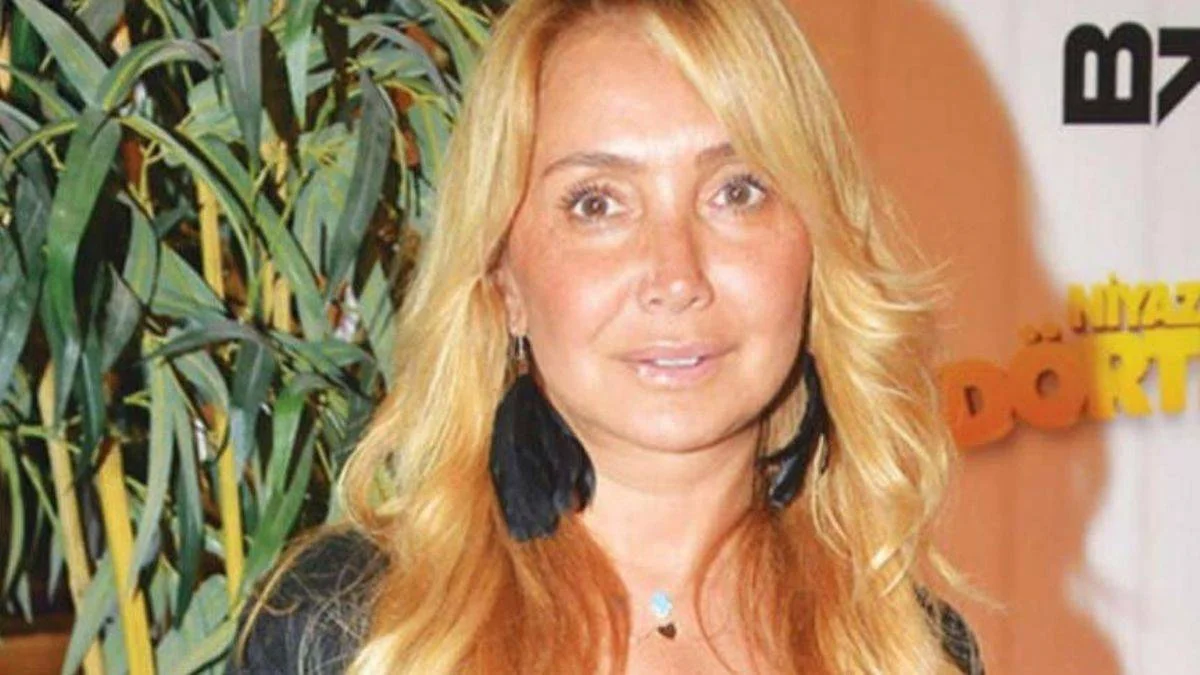 Yonca Evcimik yaç yaşında, nereli? Yonca Evcimik yeni şarkı mı çıkardı?