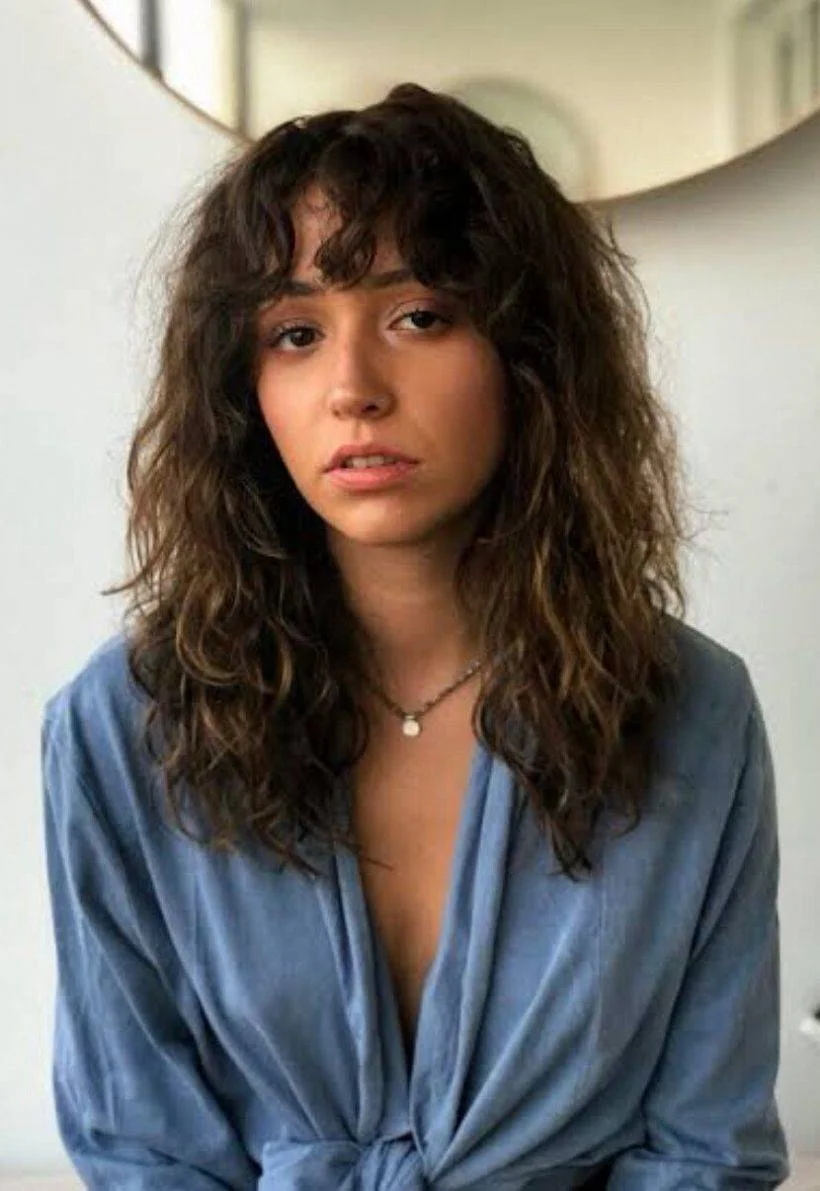 Zeynep Bastık Kimdir? Şarkıcı Zeynep Bastık'ın Şarkıları