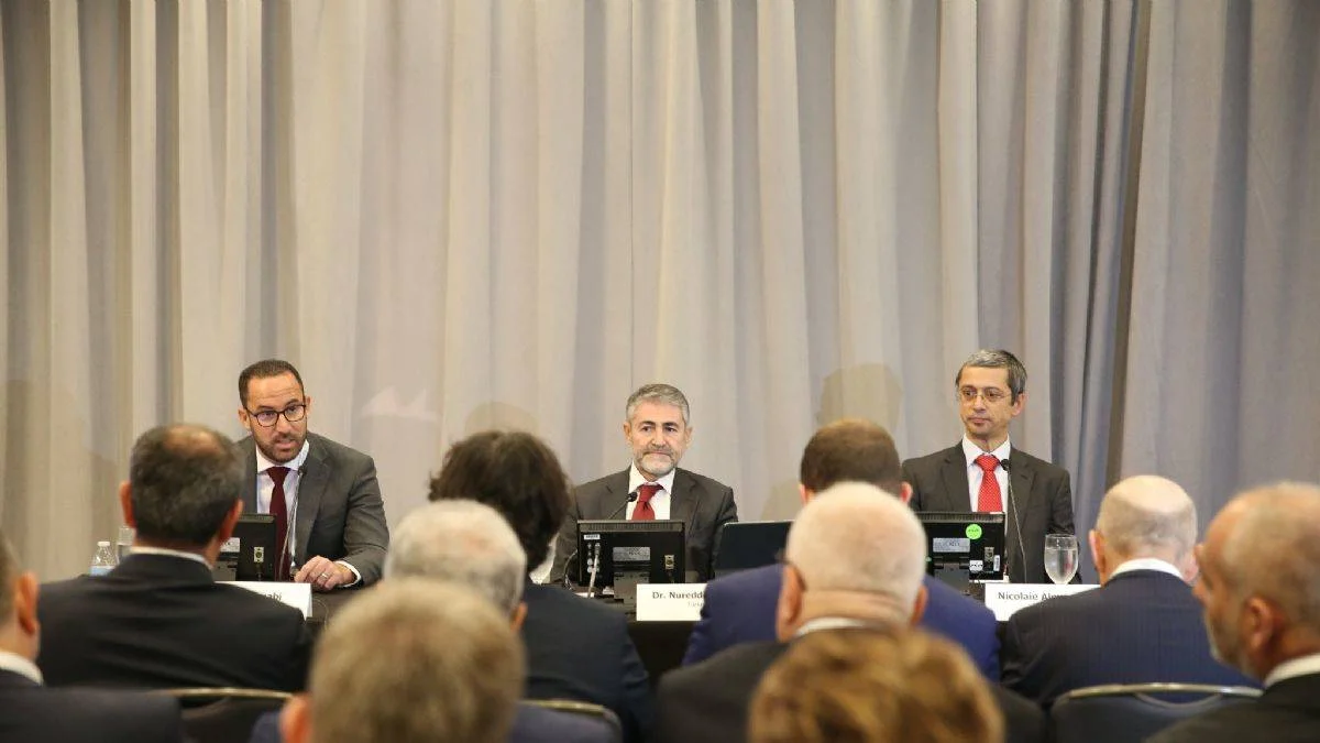 Bakan Nebati yatırımcılarla ABD'de görüştü