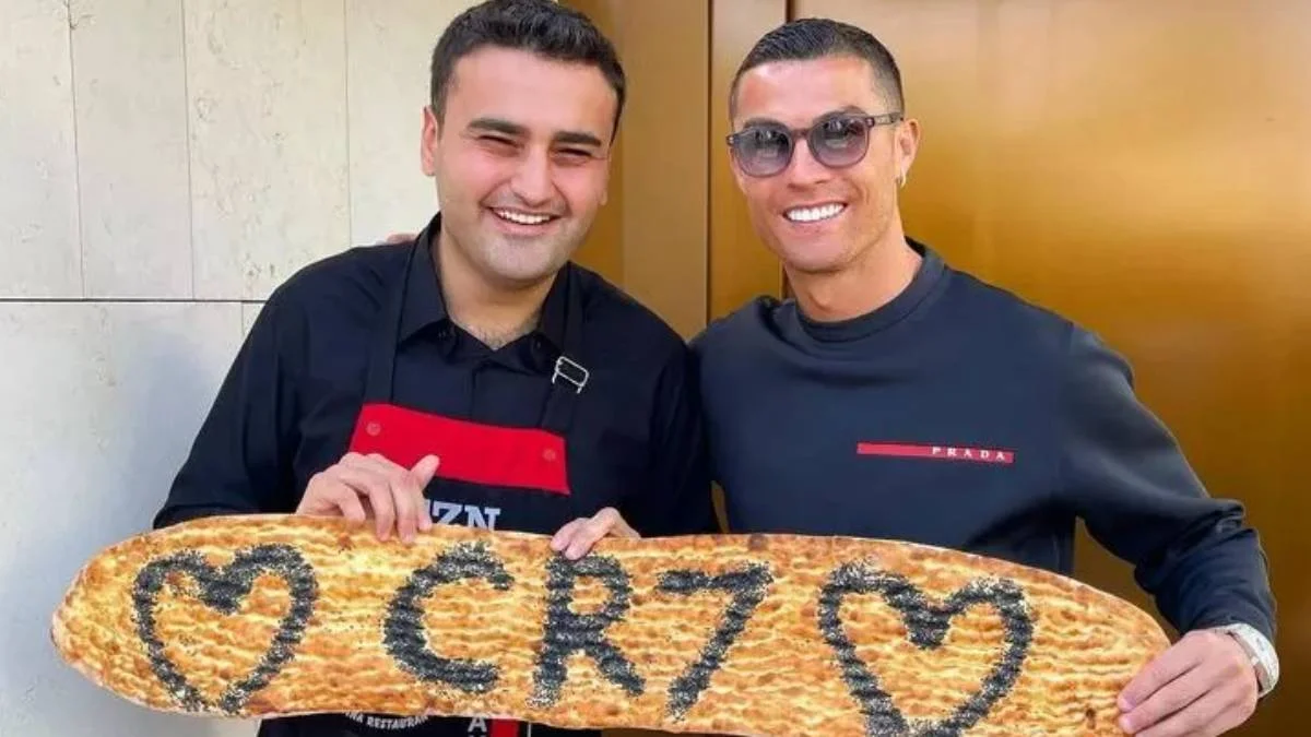 CZN Burak aylık geliri ne kadar? CZN Burak gerçek adı ne? CZN Burak hangi suçtan yargılandı? CZN Burak davası ceza aldı mı?