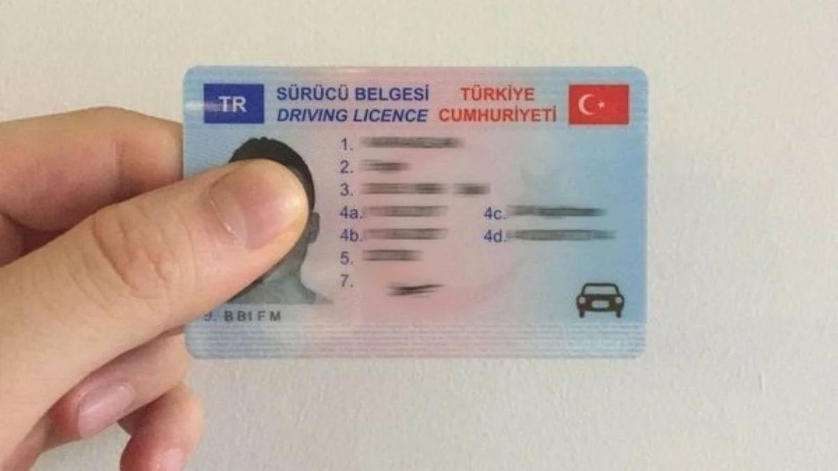 Ehliyet yenileme ne zaman son? Eski sürücü belgesi yenileme tarihi | Eski ehliyetler ne zamana kadar yenilenebilir?