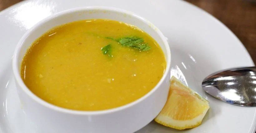 Esnaf lokantası mercimek çorbası nasıl yapılır? Lokanta usulü mercimek çorbası sırrı | Zerdeçallı sarı mercimek çorbası tarifi