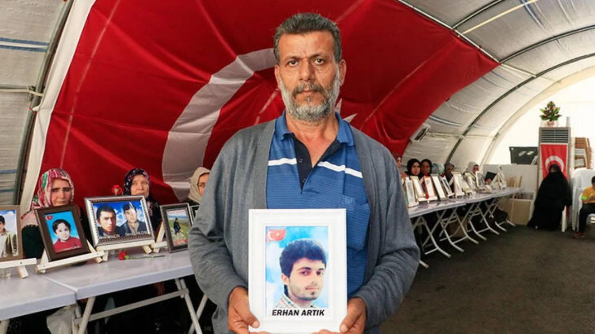 Evlat nöbetindeki baba, tedavi gördüğü hastanede hayatını kaybetti