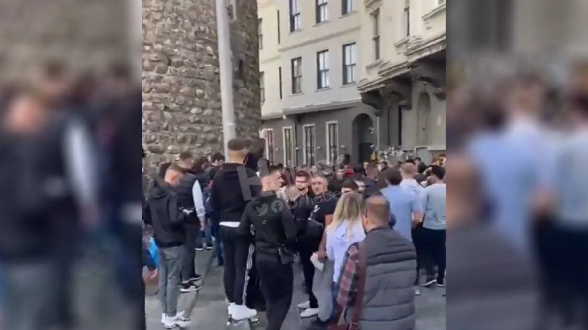 Galata Kulesi'nden atlayarak intihar etti