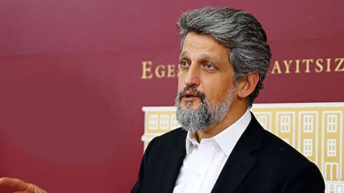 Garo Paylan: Vatan, millet, Sakarya deyip malı götürüyorlar!