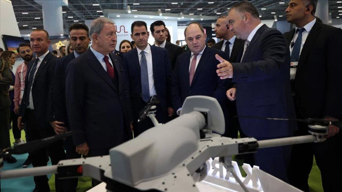 İngiltere Savunma Bakanı Wallace: TB2'ler oyunu değiştirdi