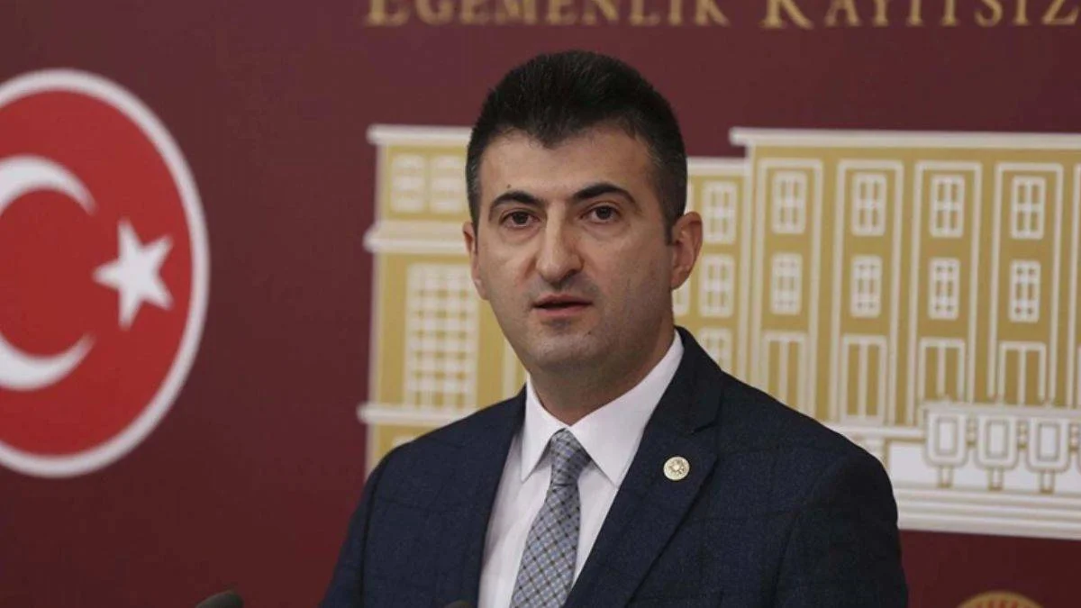 Mehmet Ali Çelebi AK Parti'ye katıldı