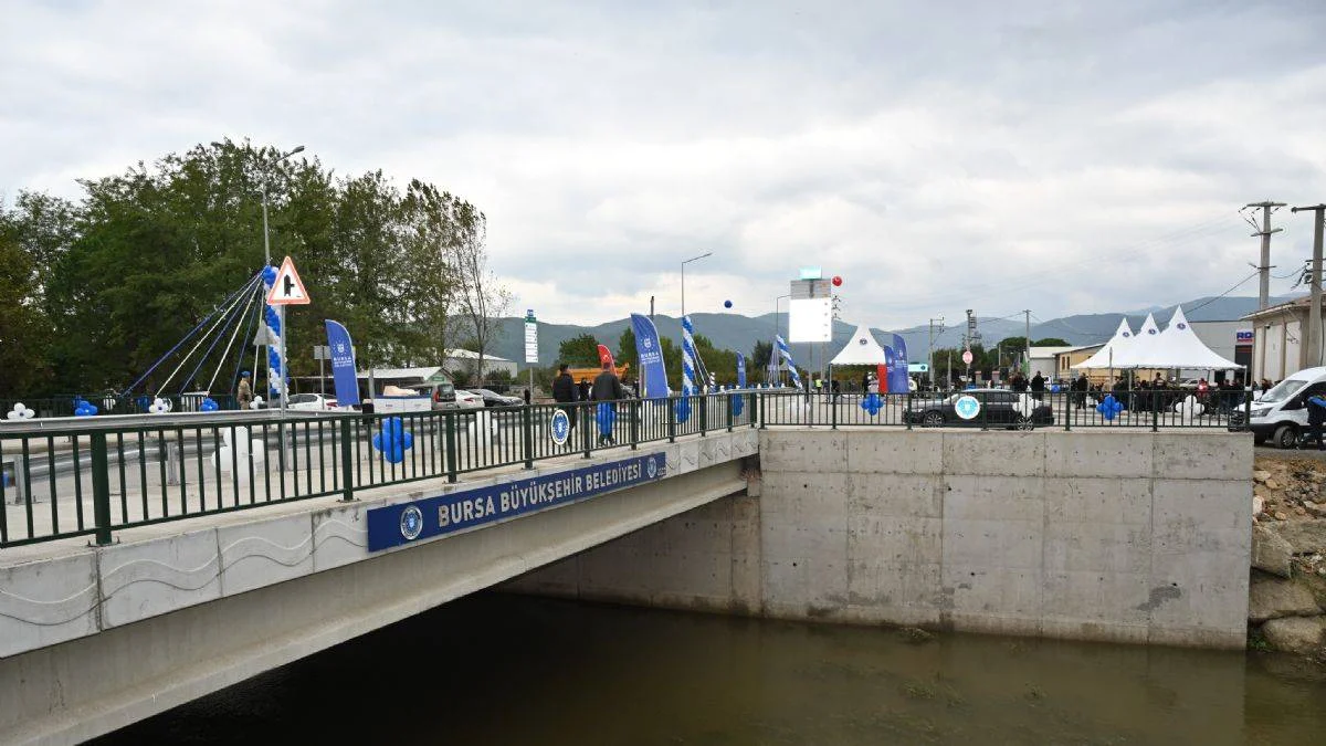 Samanlı'ya iki köprü birden