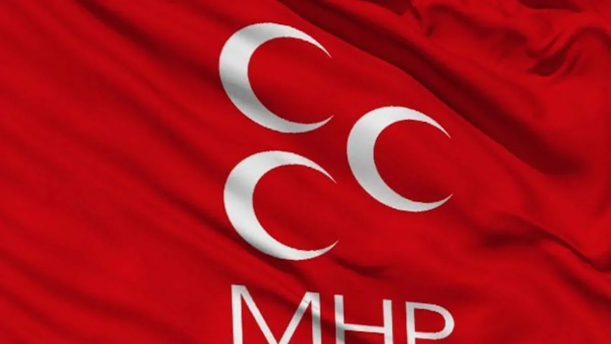 Ülkücüler üç hilalli CCC plakaya akın etti