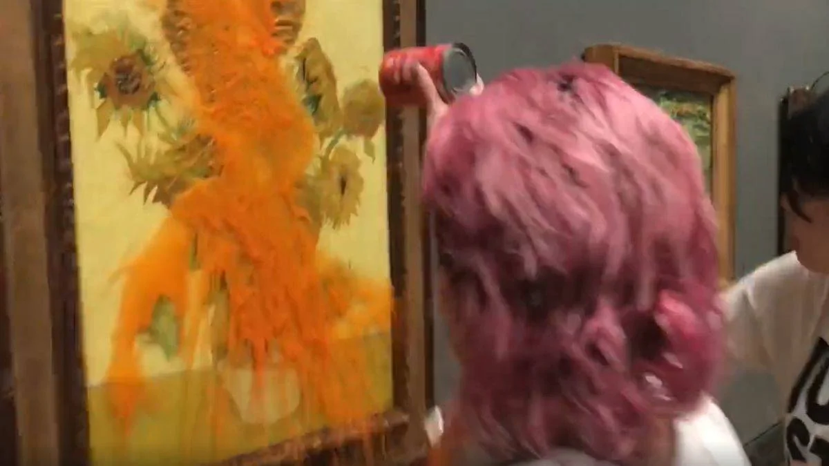 Van Gogh'un ünlü 'ayçiçeği' tablosuna saldırı!