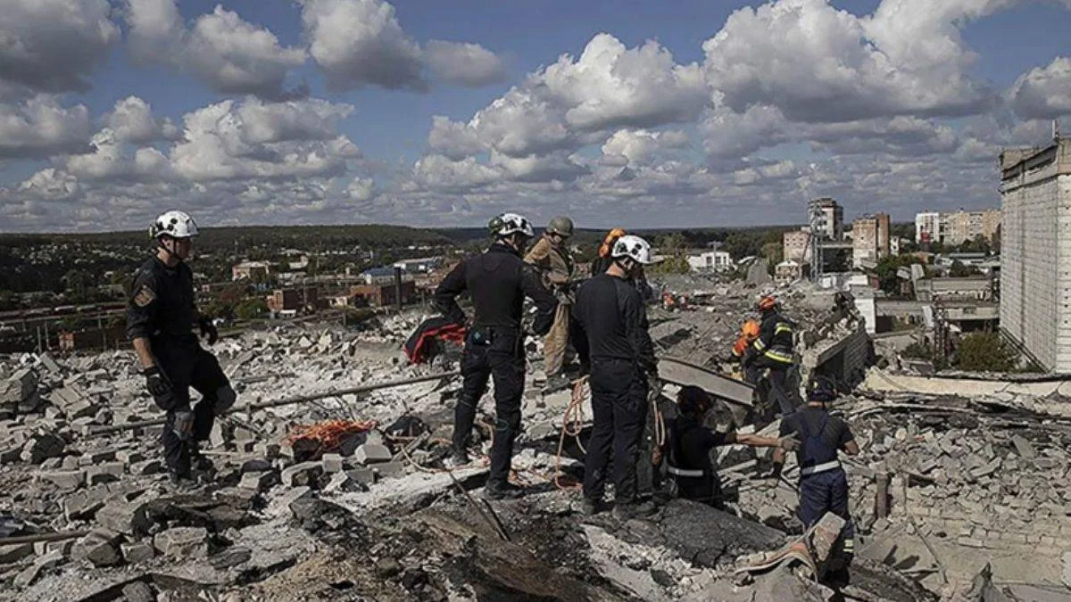 Zaporijya'ya füze saldırısı: 17 kişi öldü