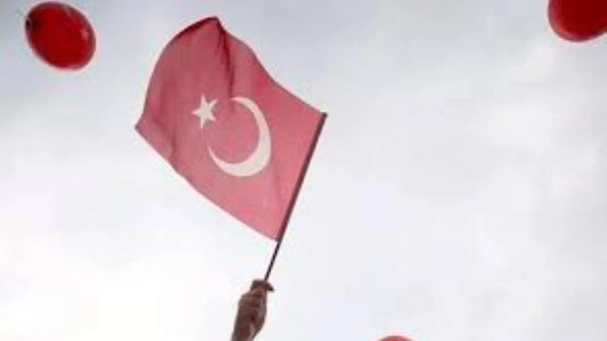 10 Kasım resmi tatil mi? 10 Kasım 2022 günü resmi tatil var mı?
