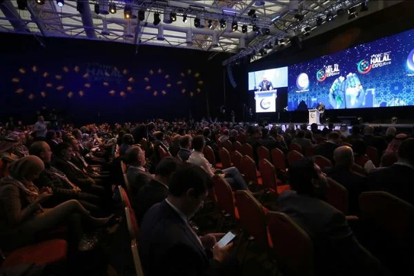 8. Dünya Helal Zirvesi ve 9. İİT Helal Expo Fuarı 24 Kasım'da İstanbul'da başlayacak