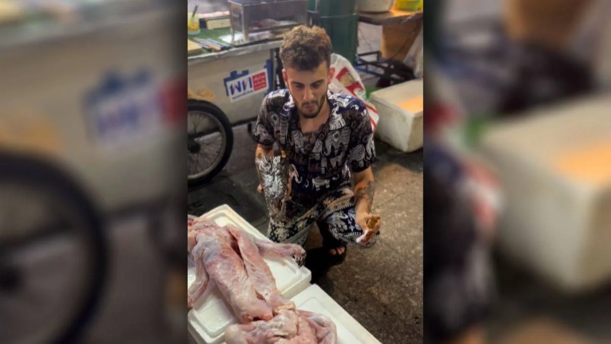 Bangkok'ta timsah eti yedi, mağrifet gibi İnstagram'da paylaştı