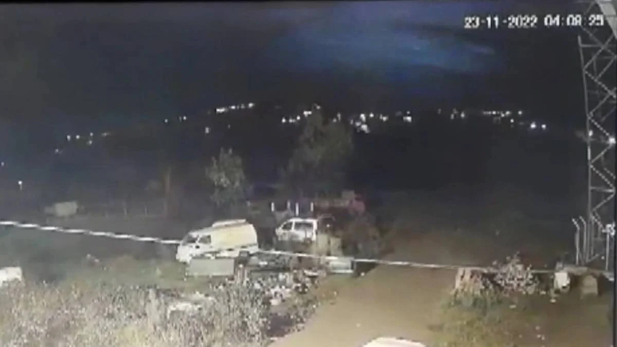 Deprem anında ışık neden olur? Deprem sırasında ortaya çıkan ışığın nedeni ne?