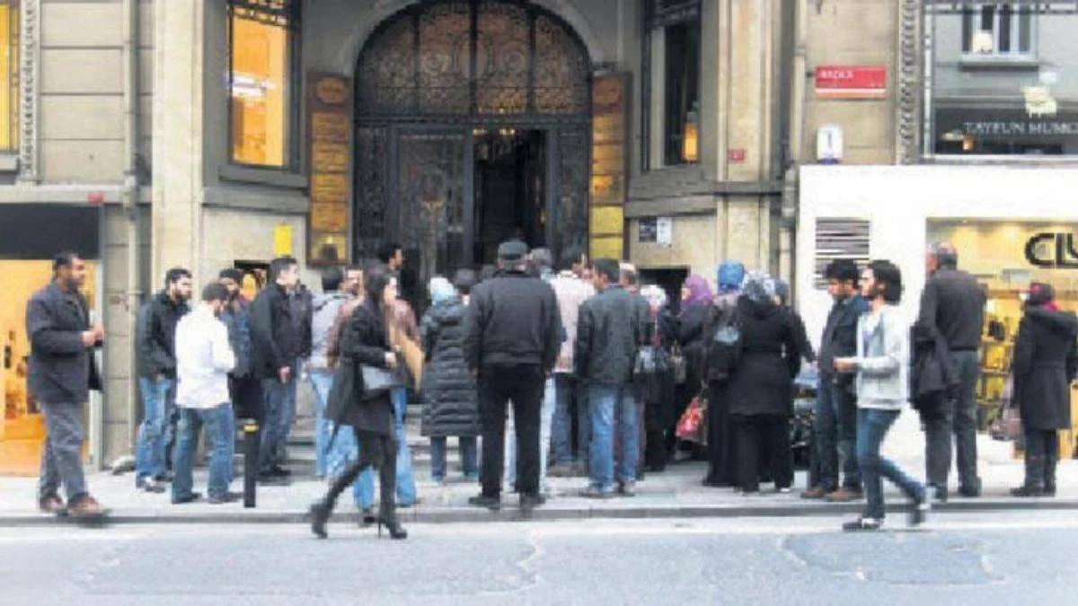 Esed, Nişantaşı'nda para basıyor!