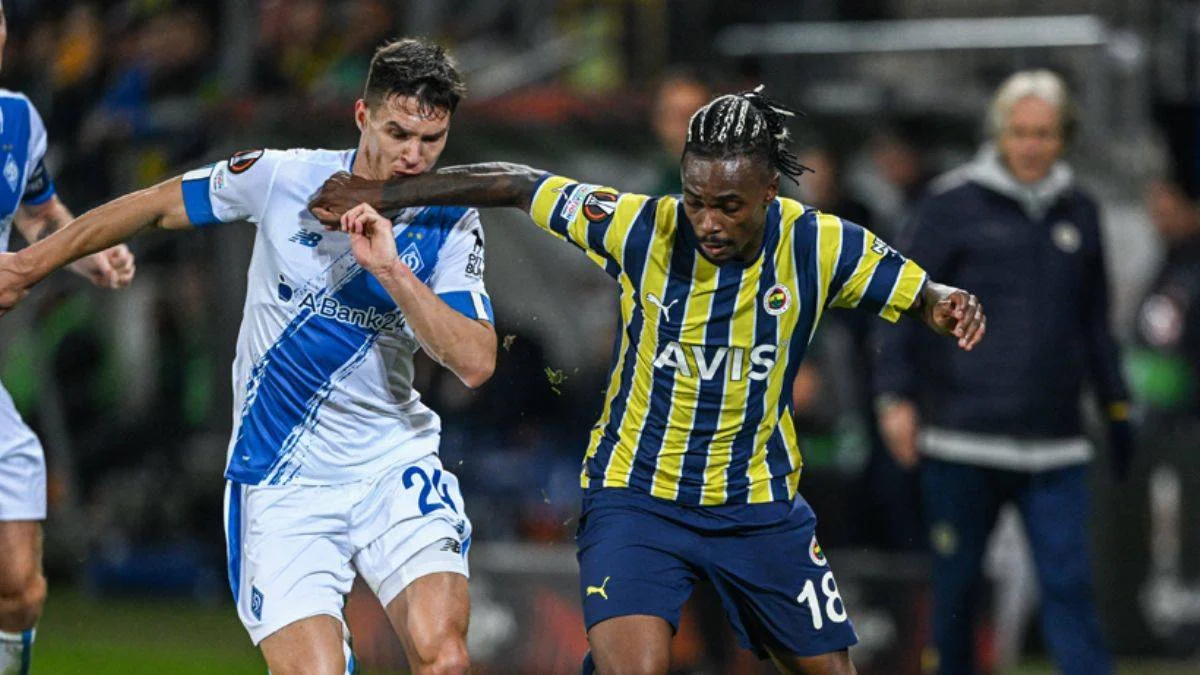 Fenerbahçe UEFA Avrupa Ligi'nde zirvede!