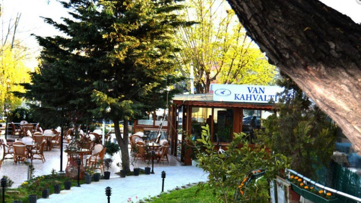 İstanbul'un en nezih mekanlarından: Samatya Cafe