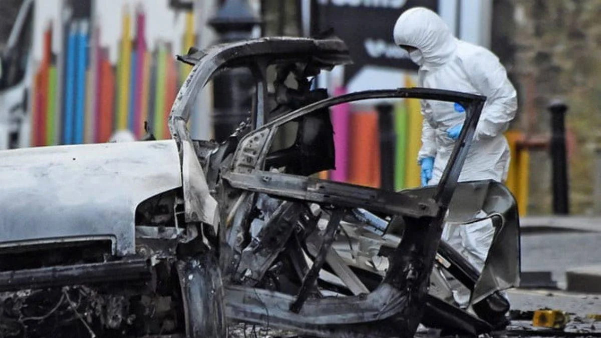 Kuzey İrlanda polisine bombalı saldırı; Yeni IRA mı?