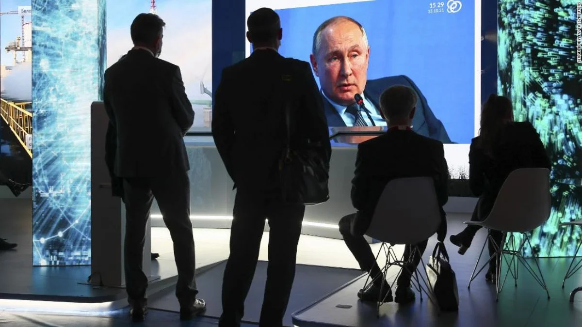 Putin imzaladı; 'eş cinsellik yıkıcıdır'