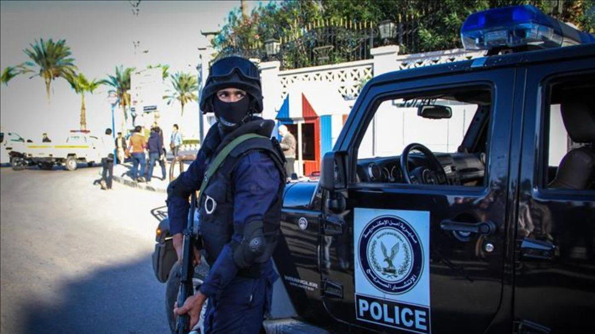 Sisi rejimi emir yağdırdı! Ülke tamamen kapandı