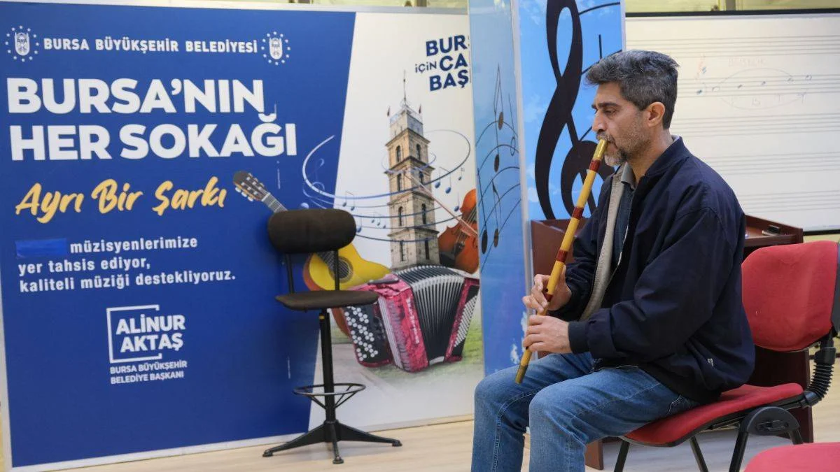 Sokakların tescilli müzisyenleri