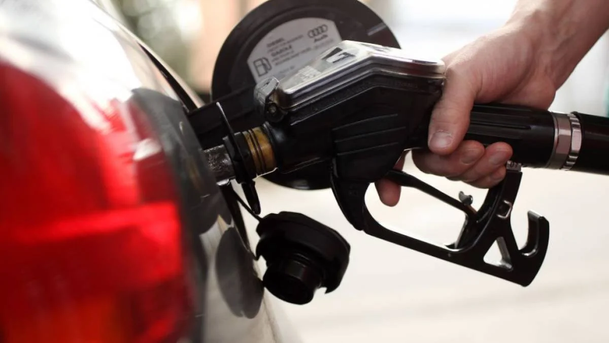 Üzen haber: Benzin ne kadar oldu? 3 Kasım benzine zam mı geldi? Bu akşam (gece) benzine zam var mı?