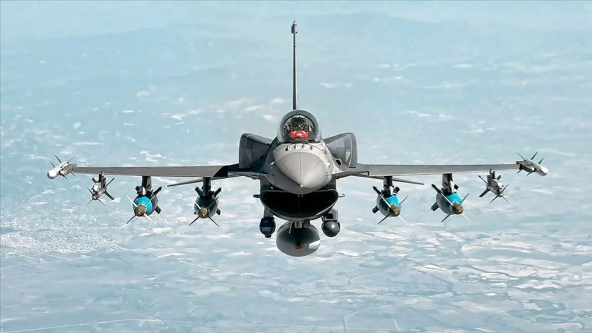 Yunanistan: Türkiye er veya geç F-16 alacak