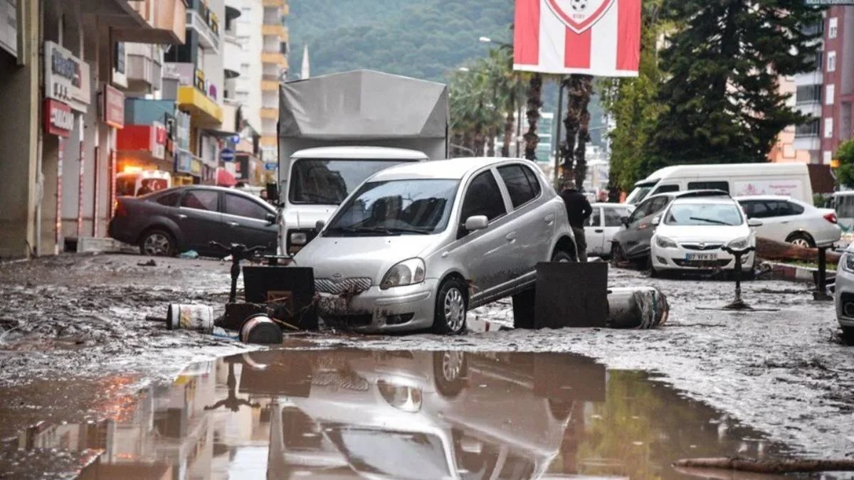 Antalya'da 14 Aralık (yarın) okullar tatil mi?