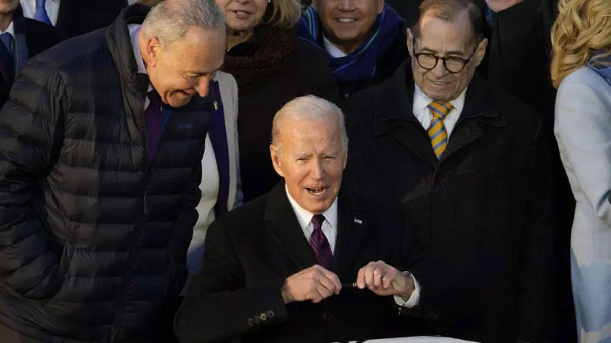Biden imzaladı: ABD'de eşcinsel evlilik artık yasal güvencede
