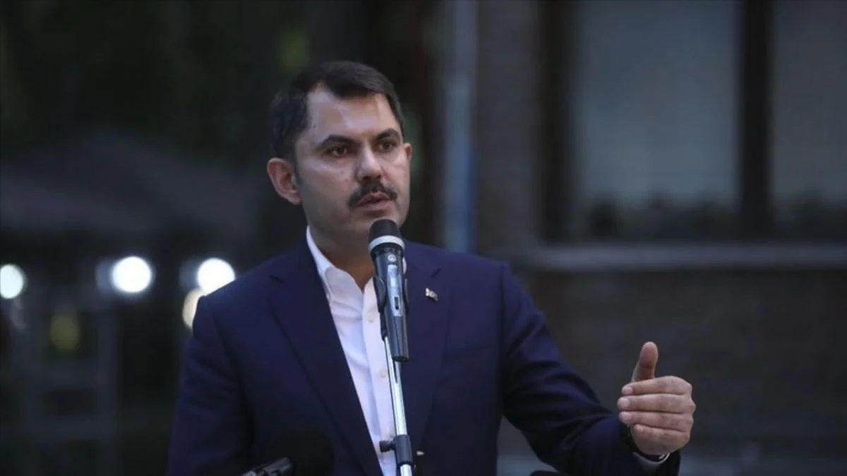 Çevre, Şehircilik ve İklim Değişikliği Bakanı Kurum: Afeti yaşayan Malatya'mızda el birliğiyle zor günlerin üstesinden geldik