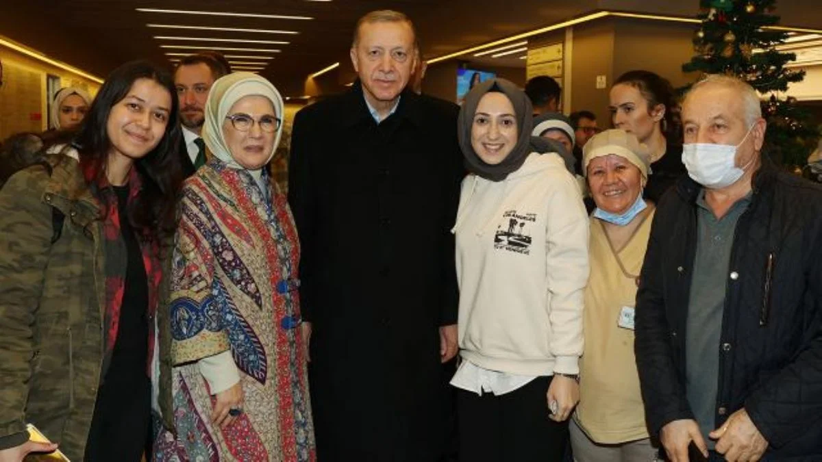 Cumhurbaşkanı Recep Tayyip Erdoğan, hasta ziyaretinde bulundu