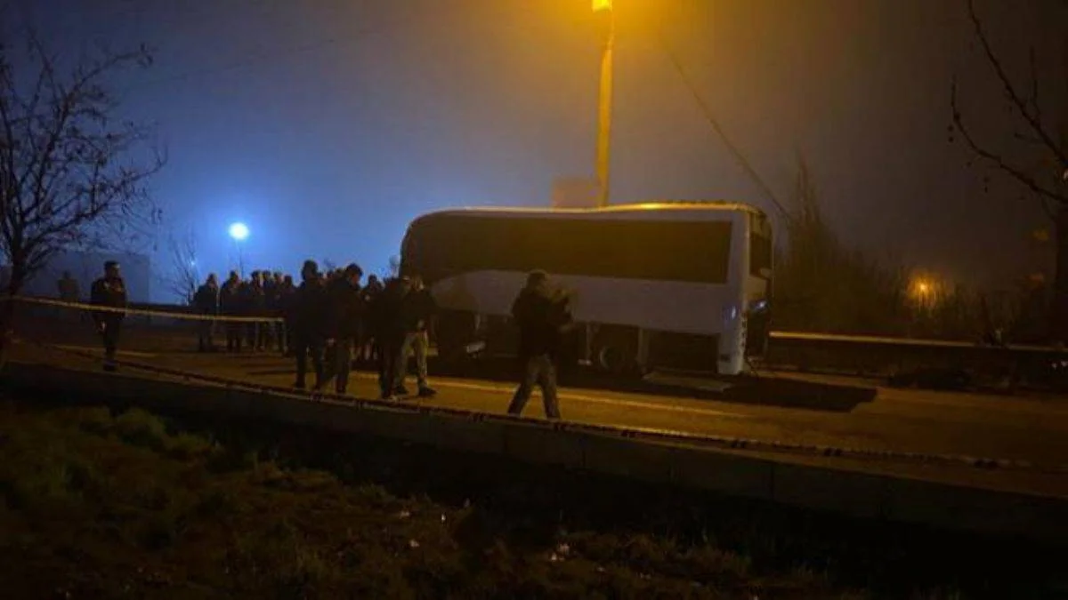 Diyarbakır'da polis aracına hain saldırı