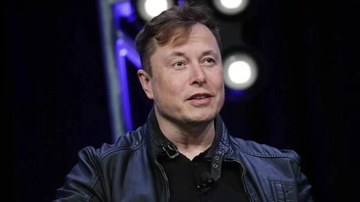Elon Musk'tan istifa açıklaması!