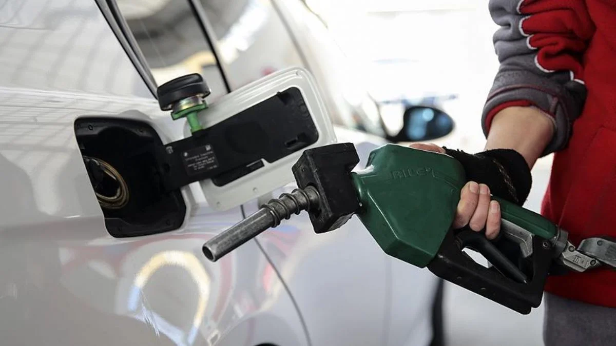 Rusya'dan petrol resti! Bazı ülkelere yasaklandı