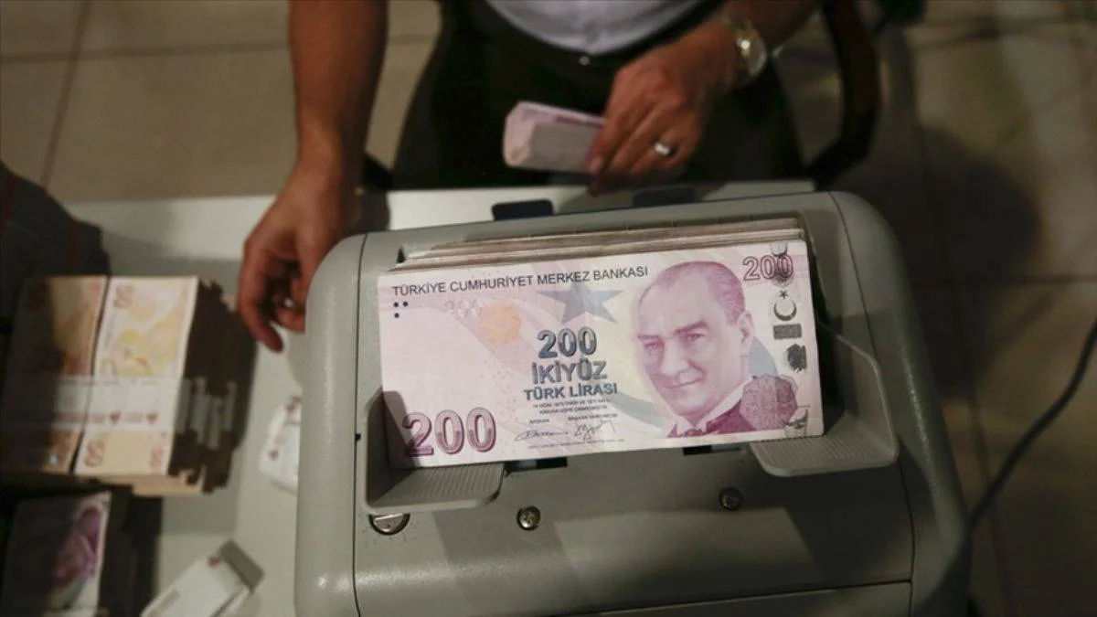 Bakan Nebati'den EYT açıklaması