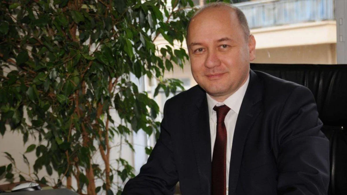 CHP'li Balyalı: AKP'liler 4 harf görünce örgüt, 5 renk görünce LGBT sanıyor
