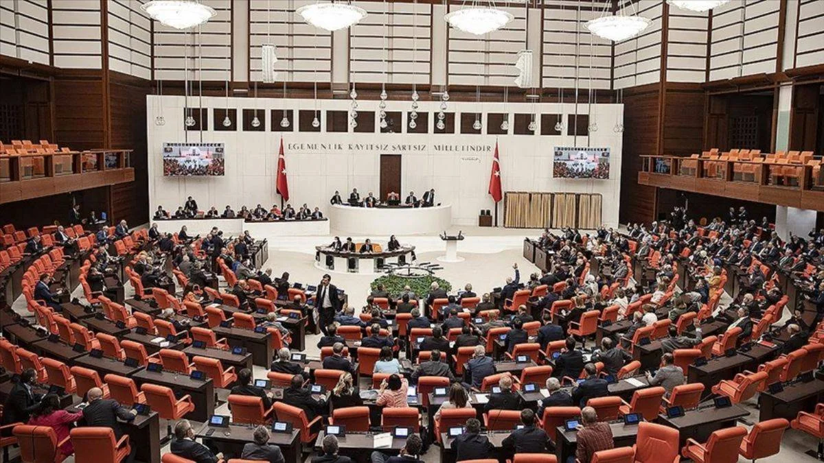 EYT meclisten geçti mi? Son Dakika!