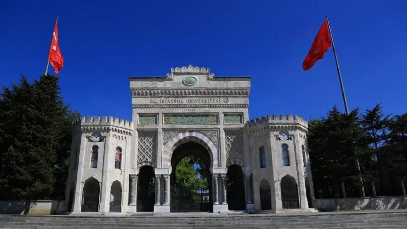 İstanbul Üniversitesi'nde Öğrencilere Saldırı İddiası!