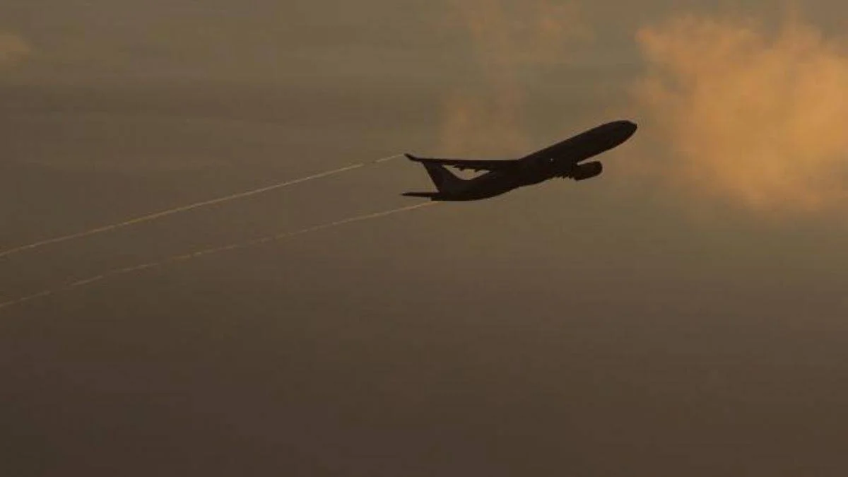 Japonya'da yolcu uçağında bomba ihbarı