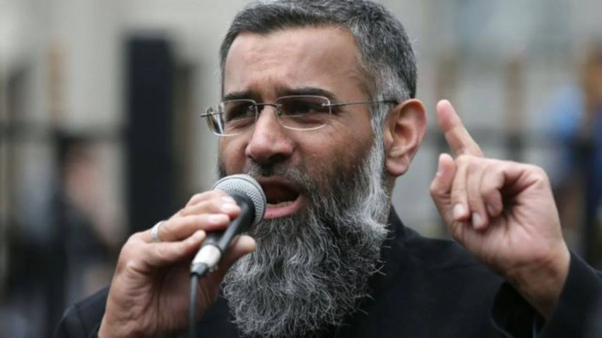 "Müslümanlar İngiliz birliklerini hedef alsın" diyen Choudary İngiliz siyasetinin gündeminde!