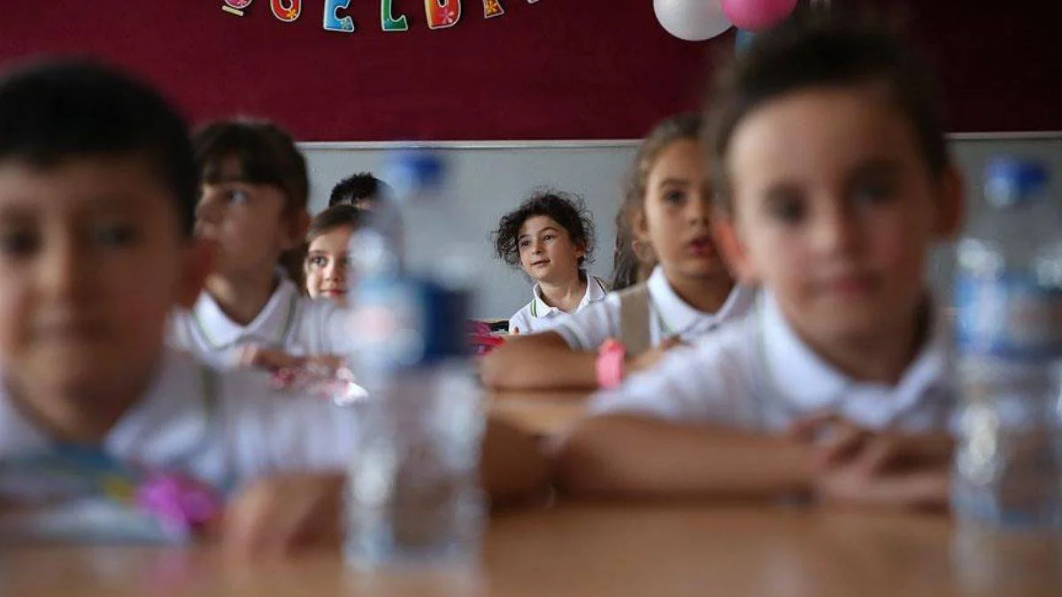 Okullarda 3 gün tatil mi olacak? (3 gün tatil 4 gün okul sistemi)