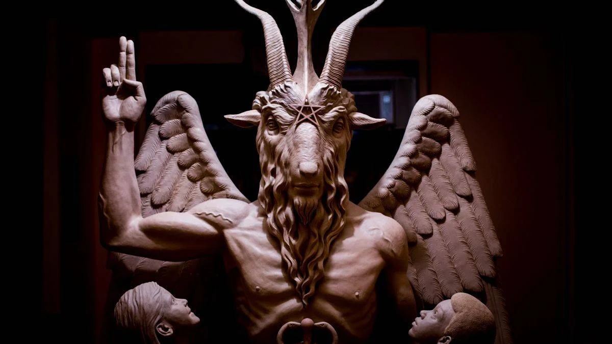 Satanistlerden 'en büyük şeytan ayini' duyurusu