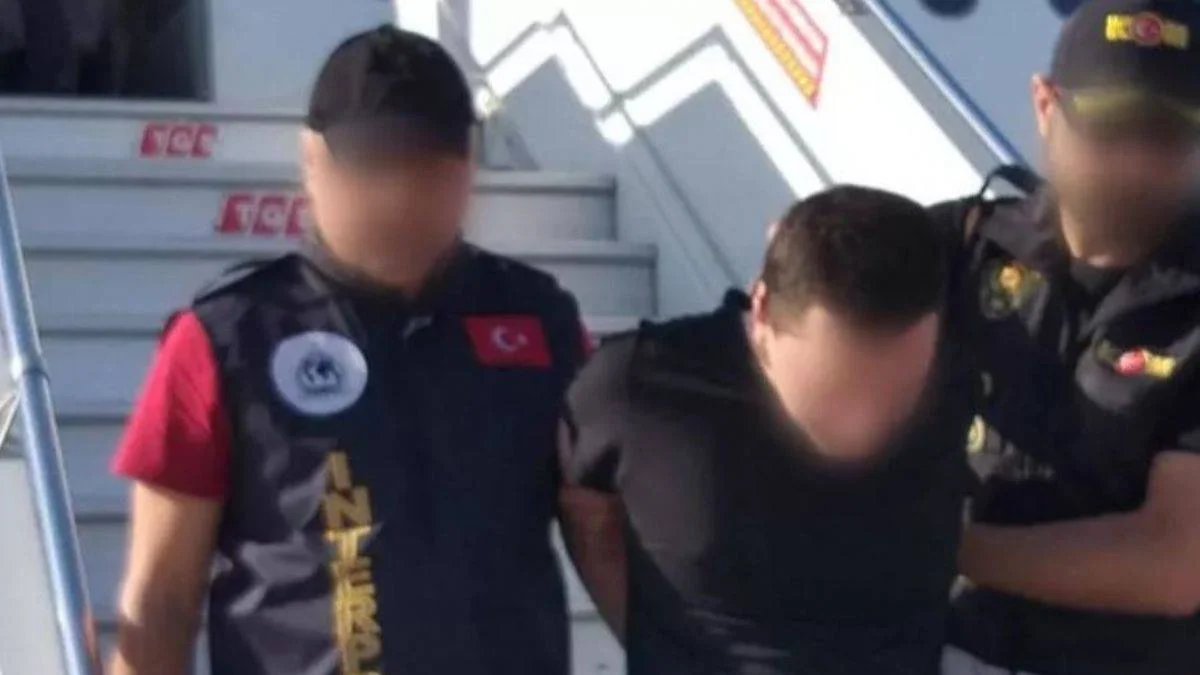 Sedat Peker'in paylaşımlarını yapıyordu: Emre Olur yeniden tutuklandı