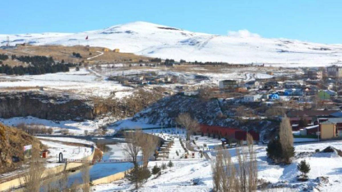 Ardahan eksi 26 dereceyi gördü