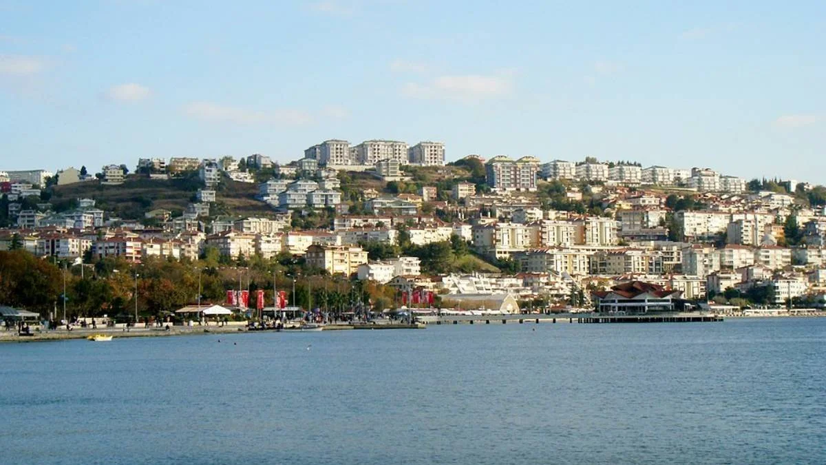 Başkan açıkladı: Büyükçekmece'de 2004 yılından eski tüm evler, binalar yıkılacak mı?