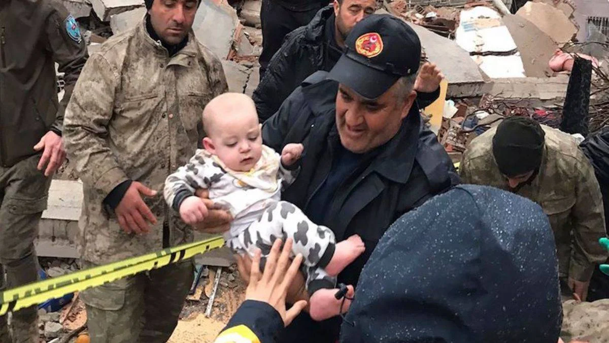 Bir insan enkaz altında ne kadar yaşayabilir?