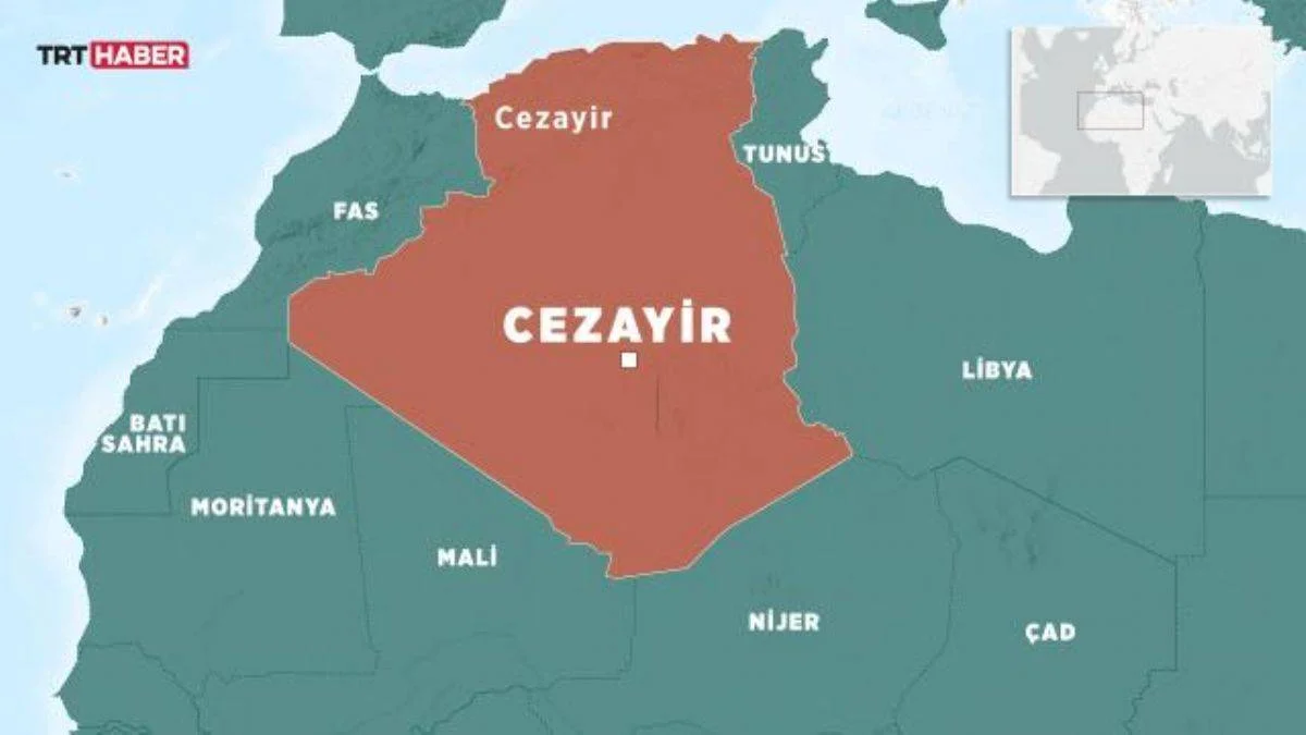 Cezayir'de otobüsün uçurumdan düşmesi sonucu 9 kişi hayatını kaybetti